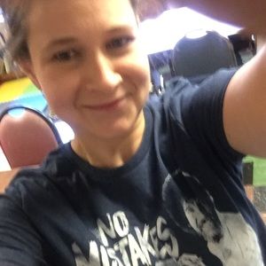 Meet your Posher, Elissa